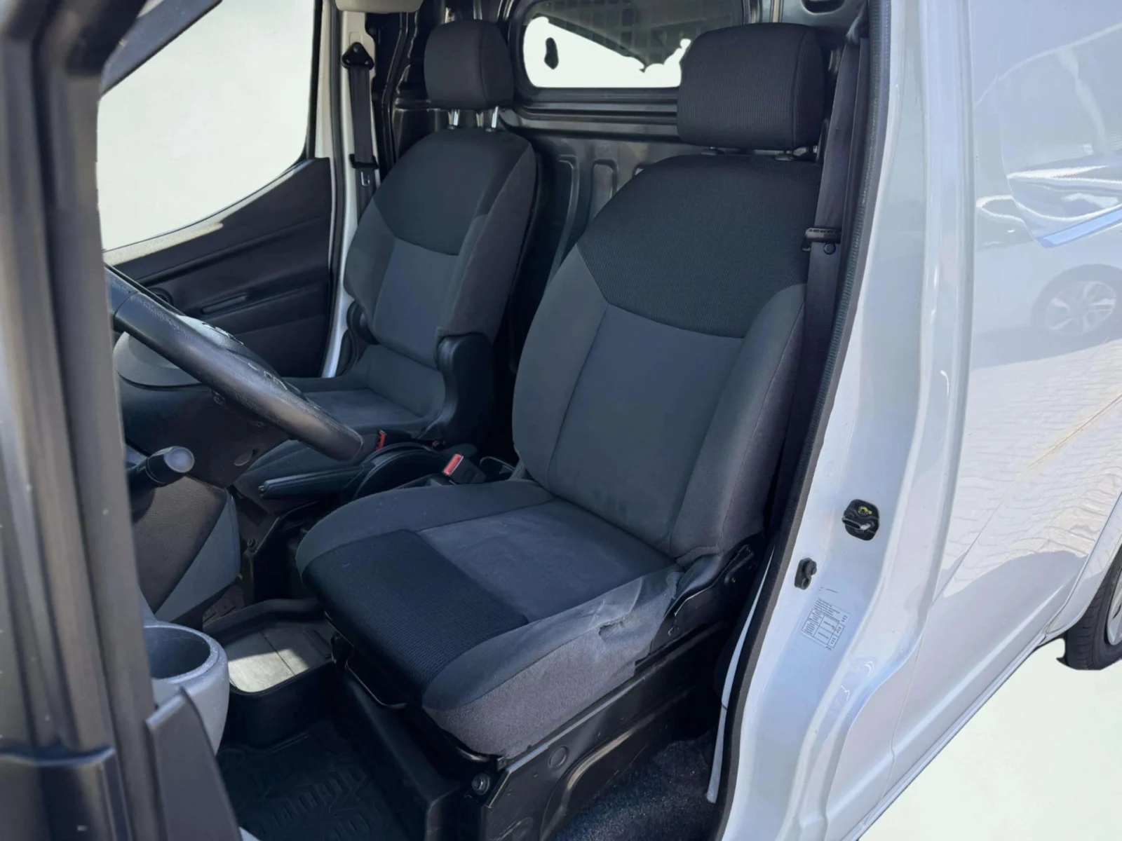 Nissan-NV200