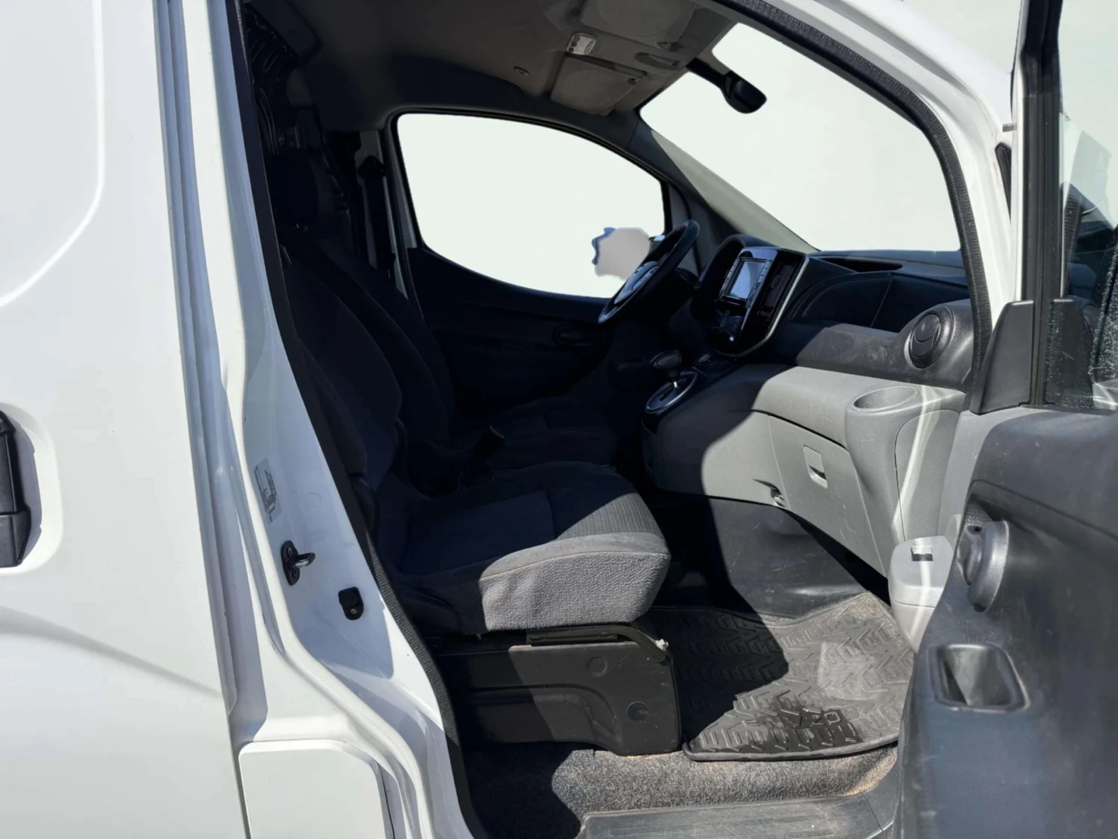 Nissan-NV200