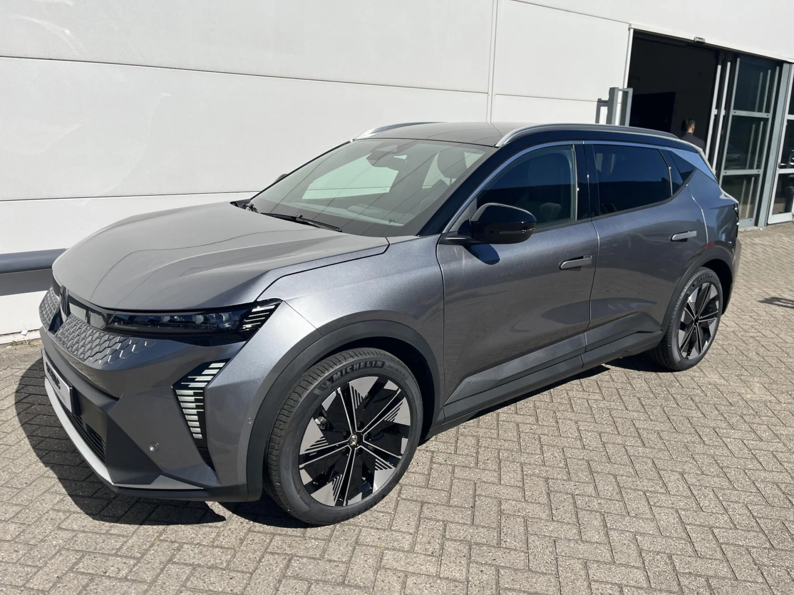 Renault-Scénic E-Tech