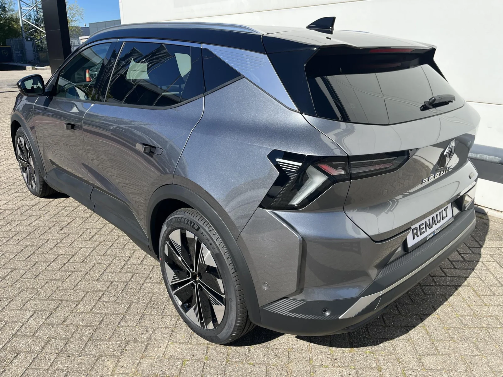 Renault-Scénic E-Tech