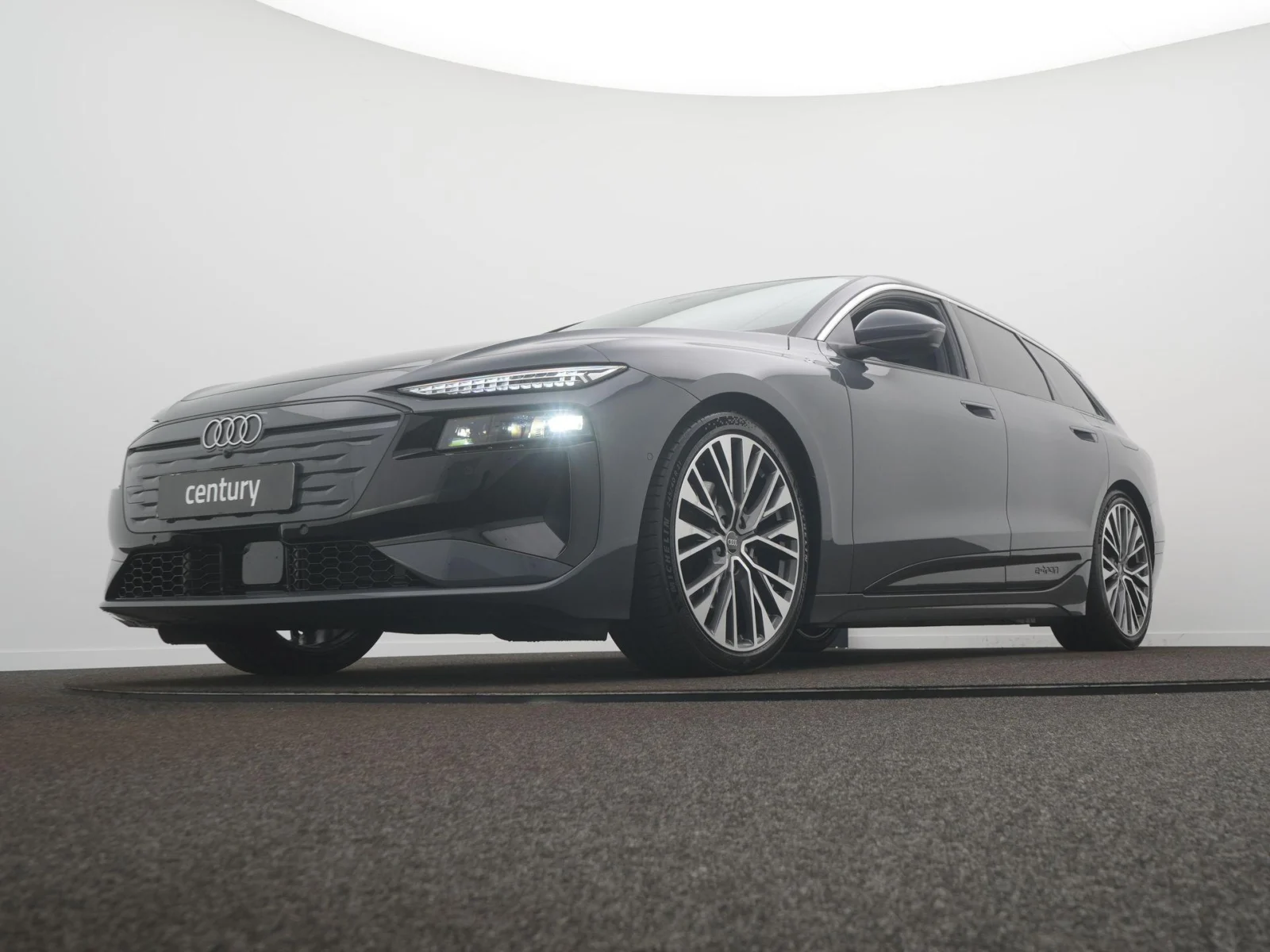 Audi-A6 e-tron
