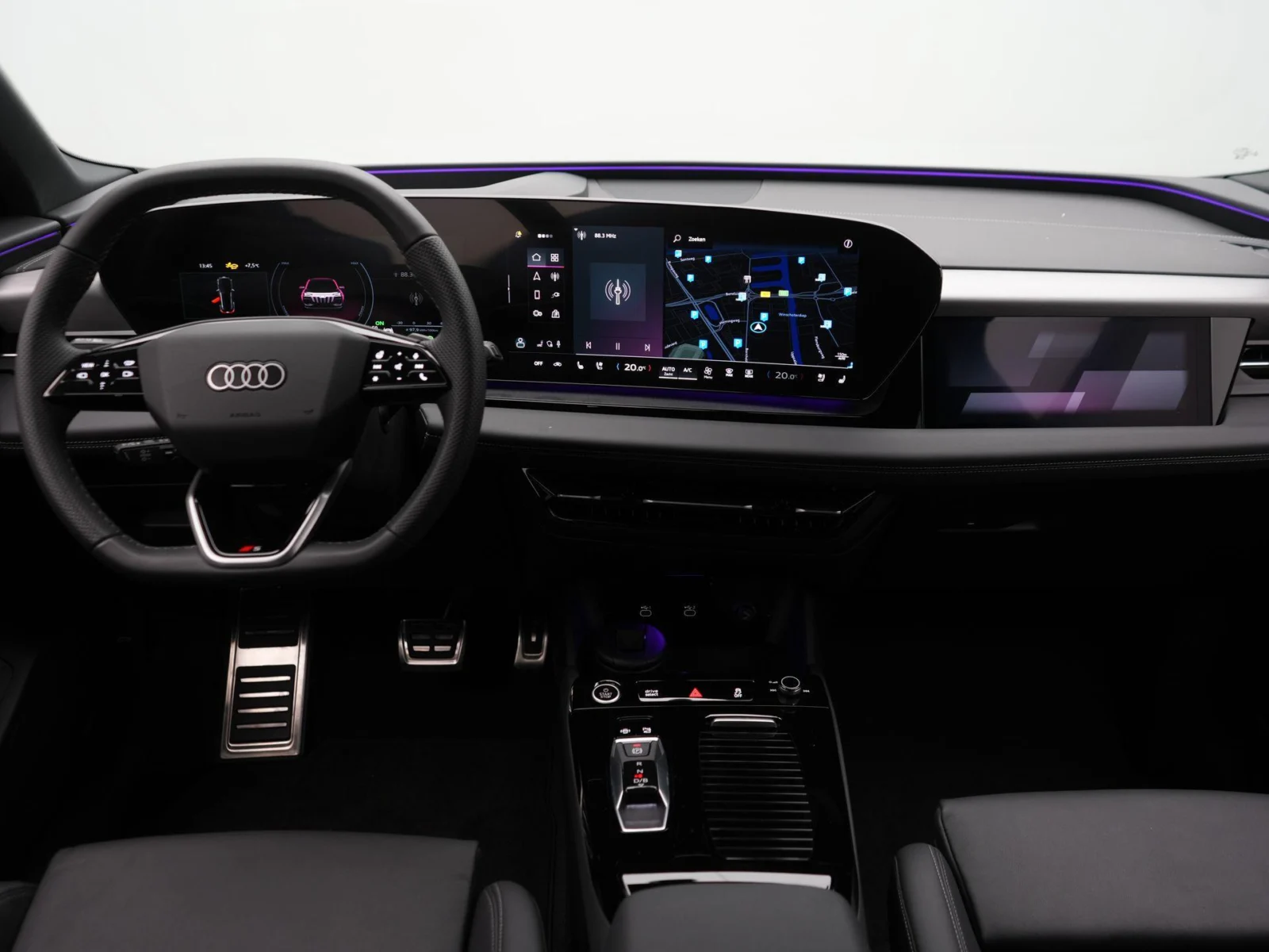 Audi-Q6 e-tron