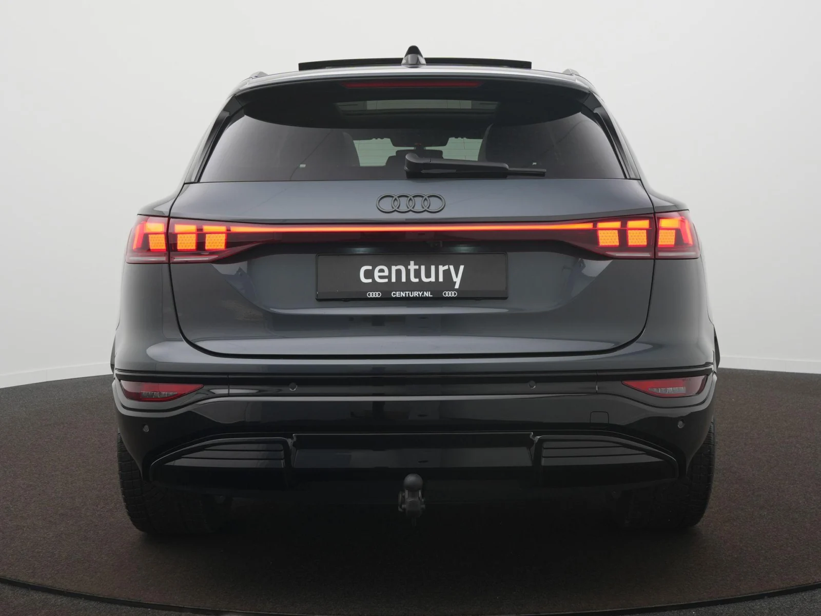 Audi-Q6 e-tron