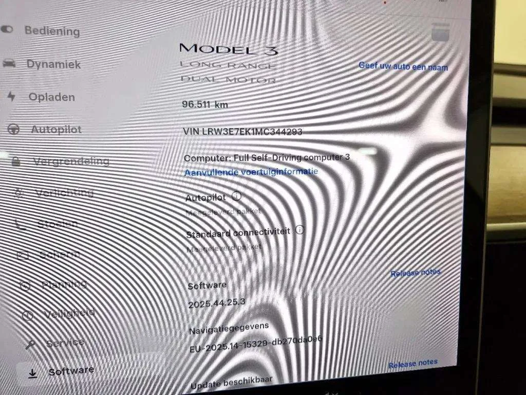 Tesla-Model 3
