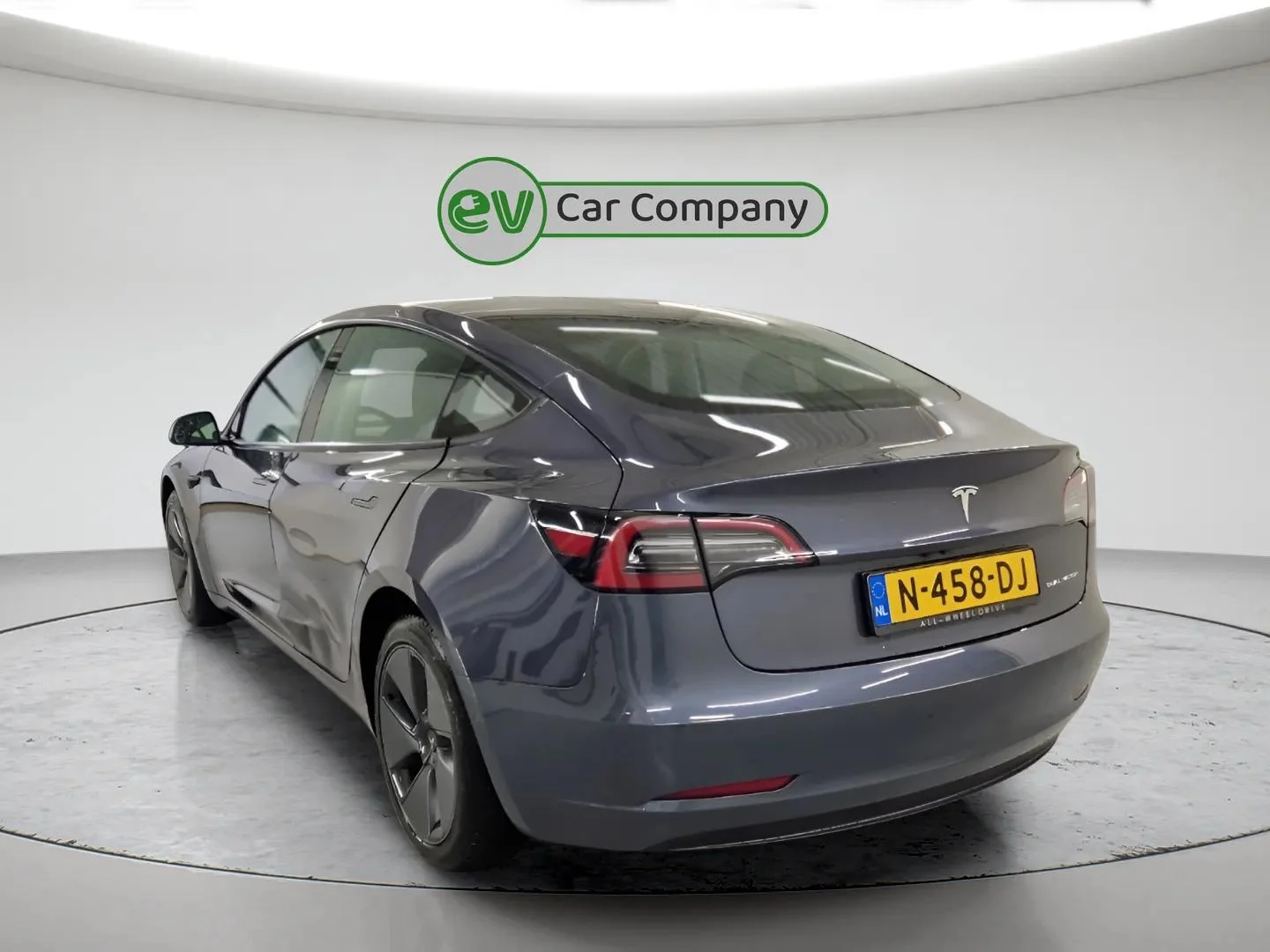 Tesla-Model 3