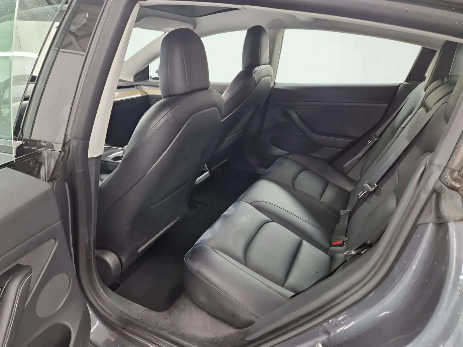 Tesla-Model 3