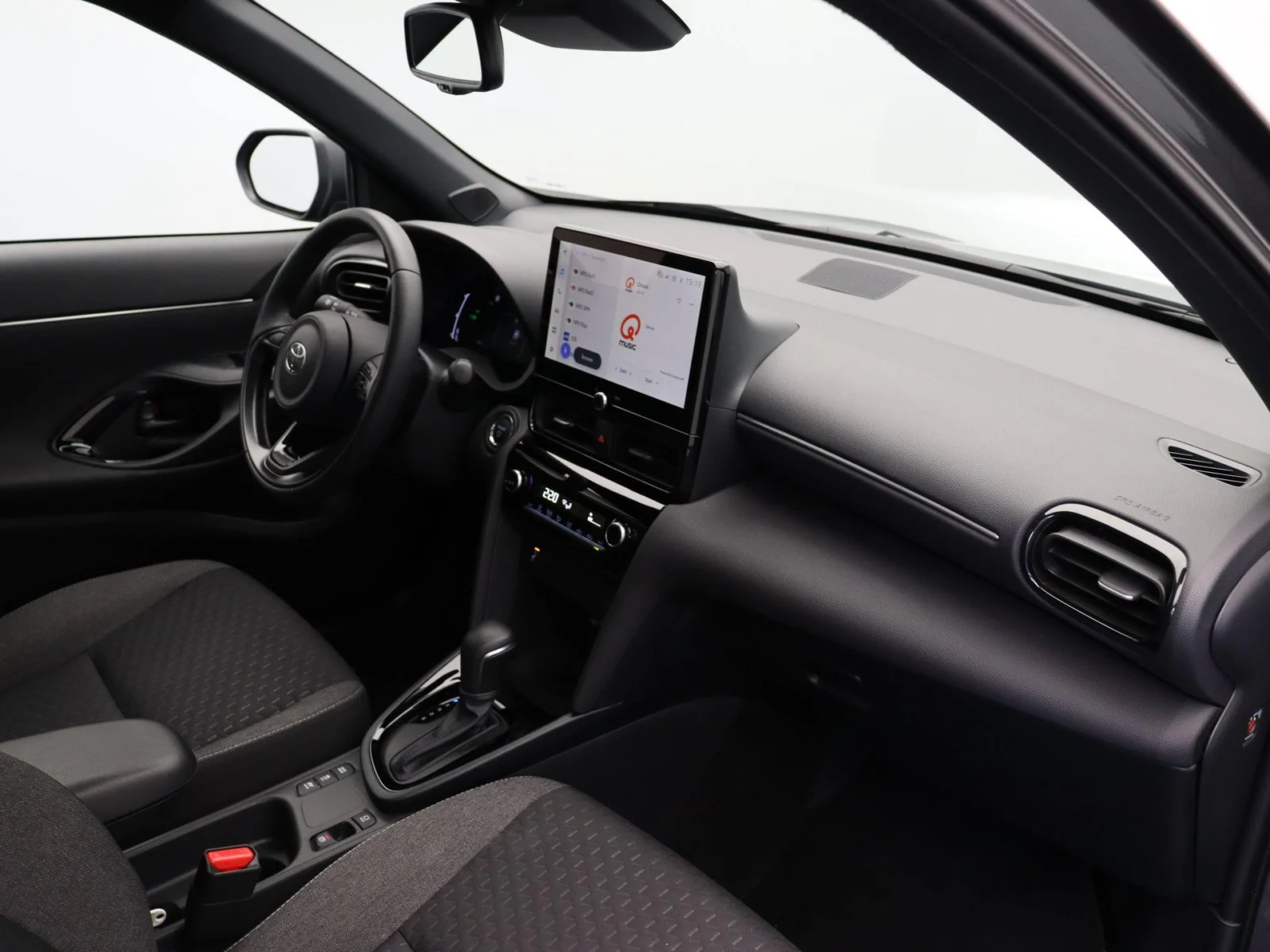 Toyota-Yaris Cross