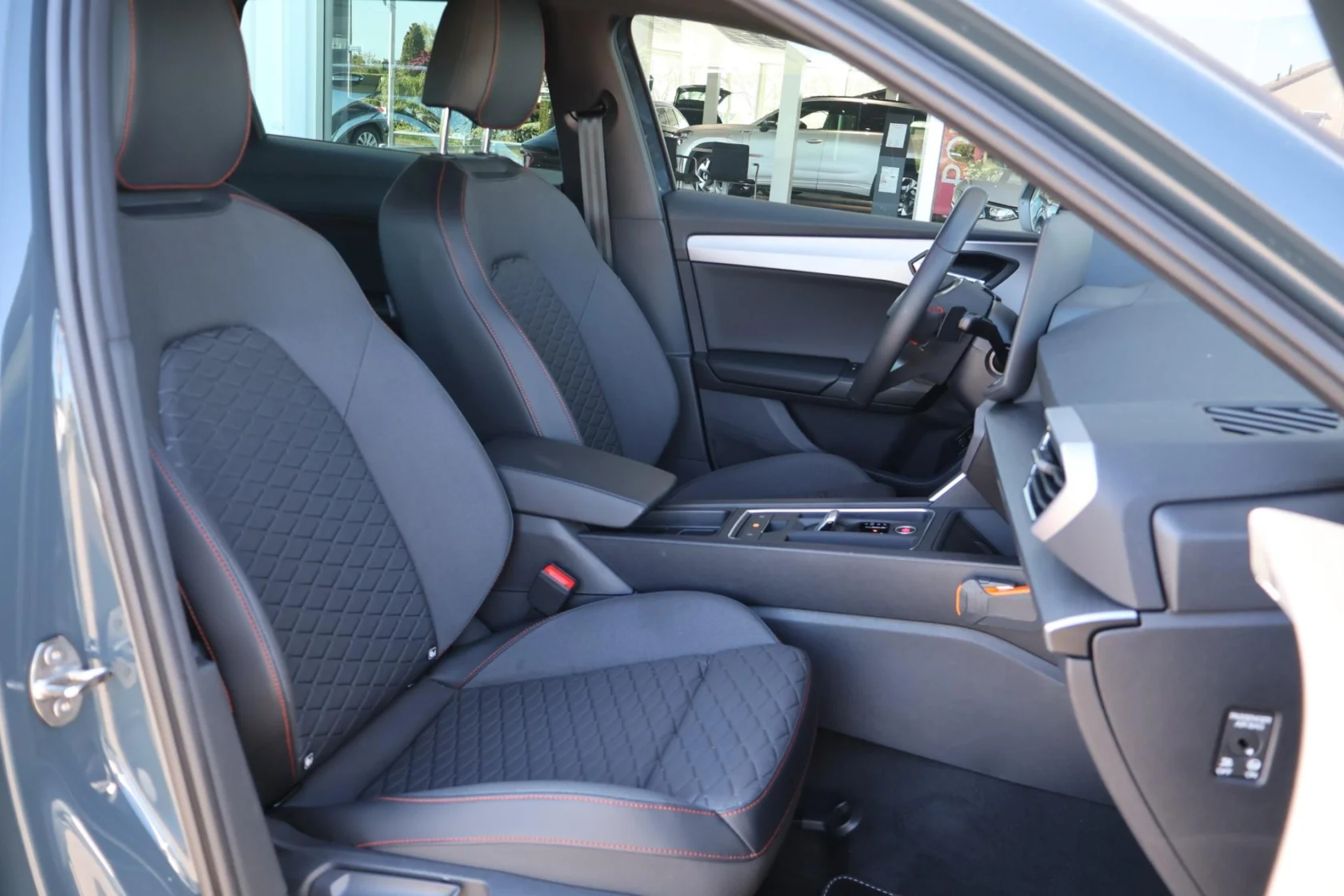 Seat-Leon