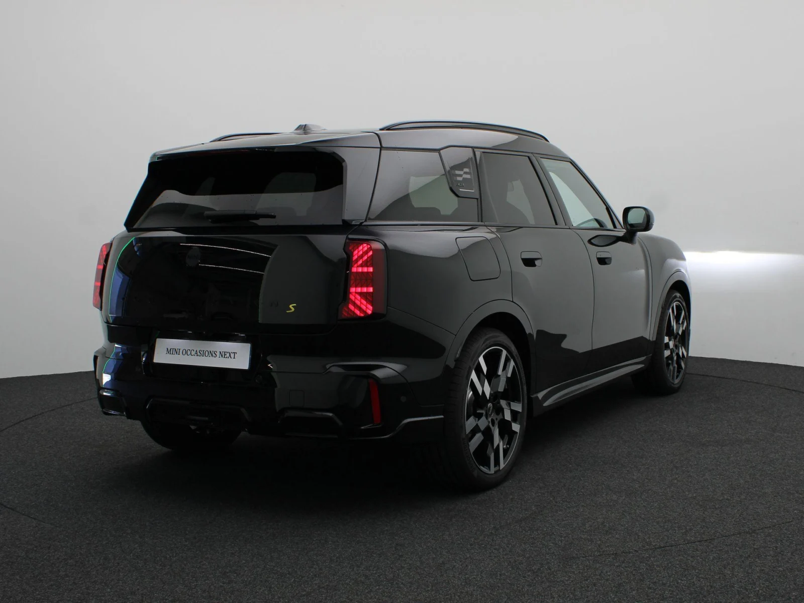 MINI-Countryman