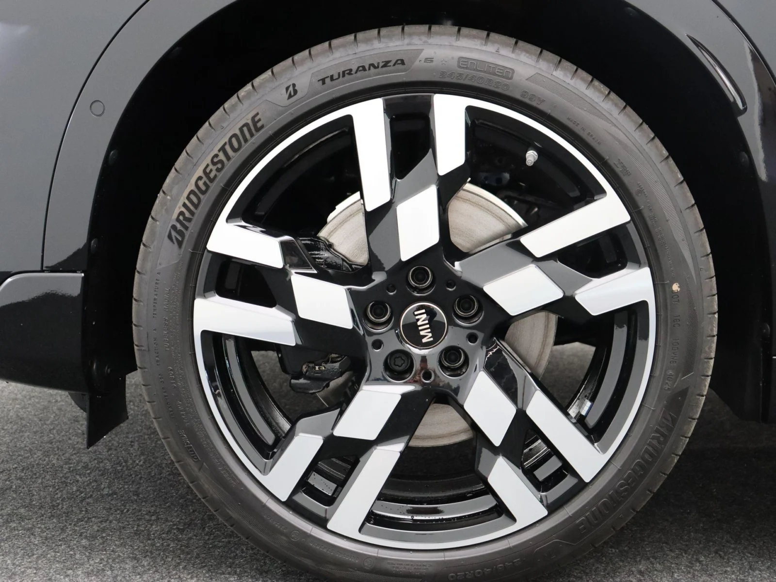 MINI-Countryman