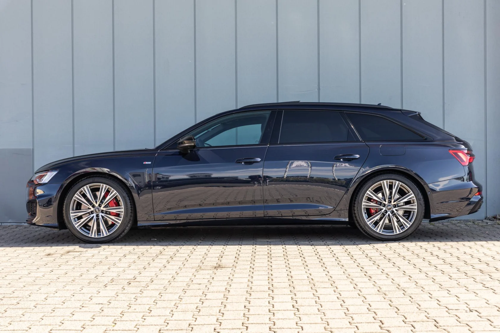 Audi-A6
