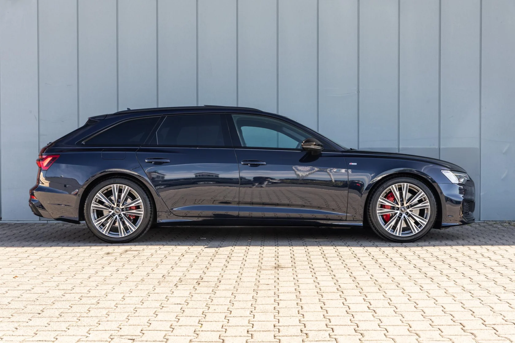 Audi-A6
