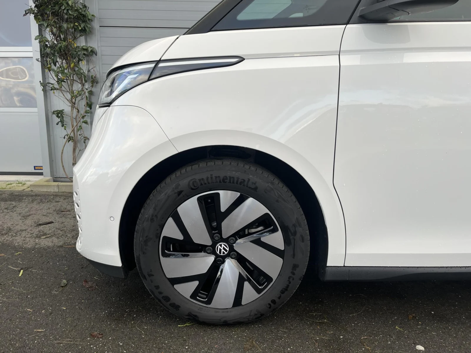 Volkswagen-ID.Buzz Cargo