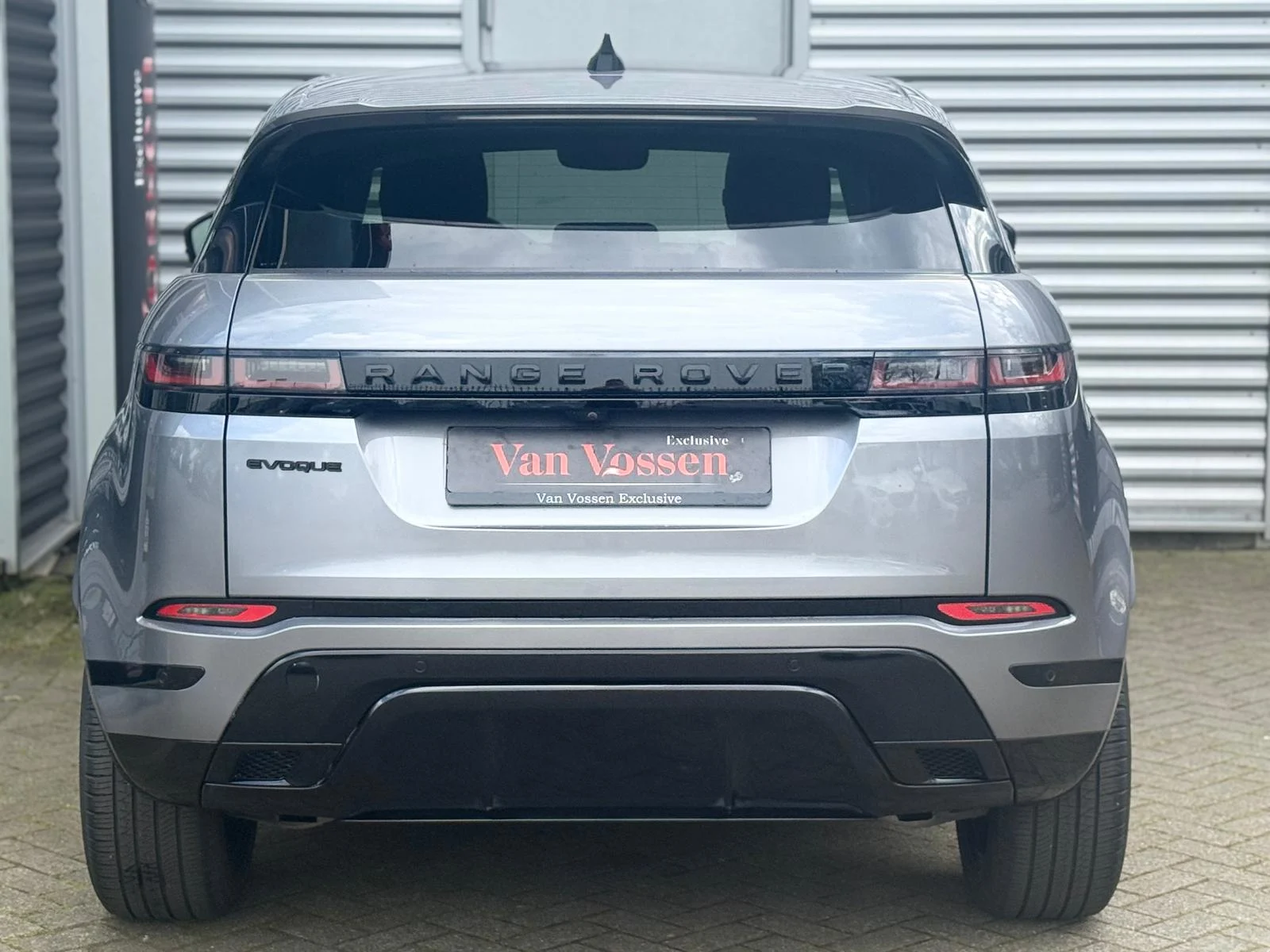 Land Rover-Range Rover Evoque