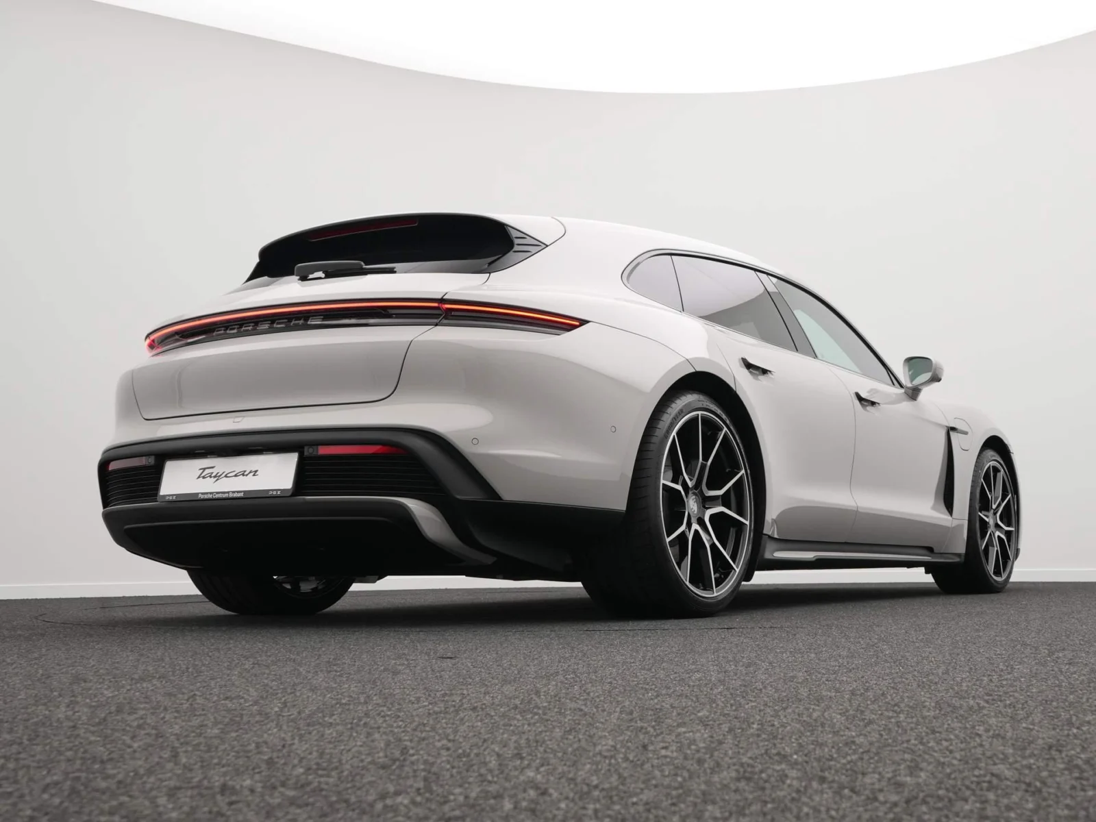 Porsche-Taycan