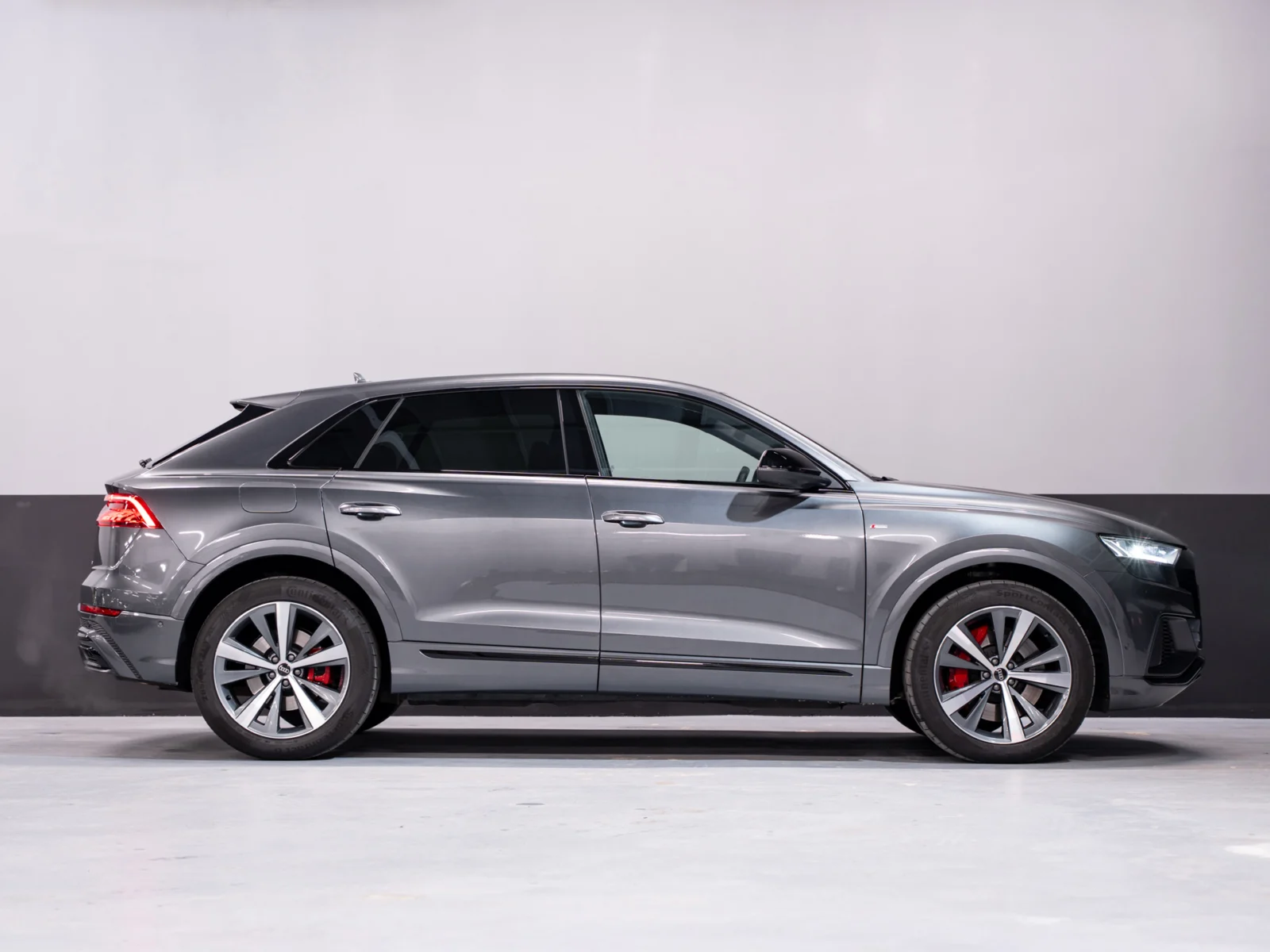 Audi-Q8