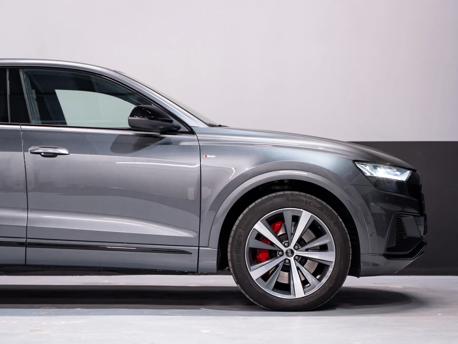 Audi-Q8