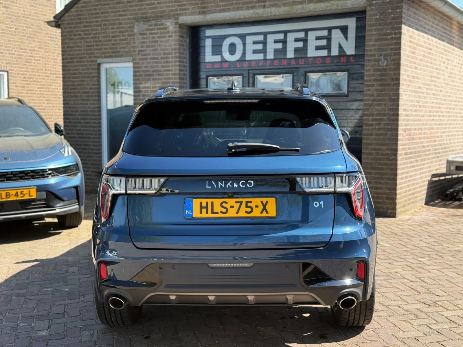 Lynk & Co-01