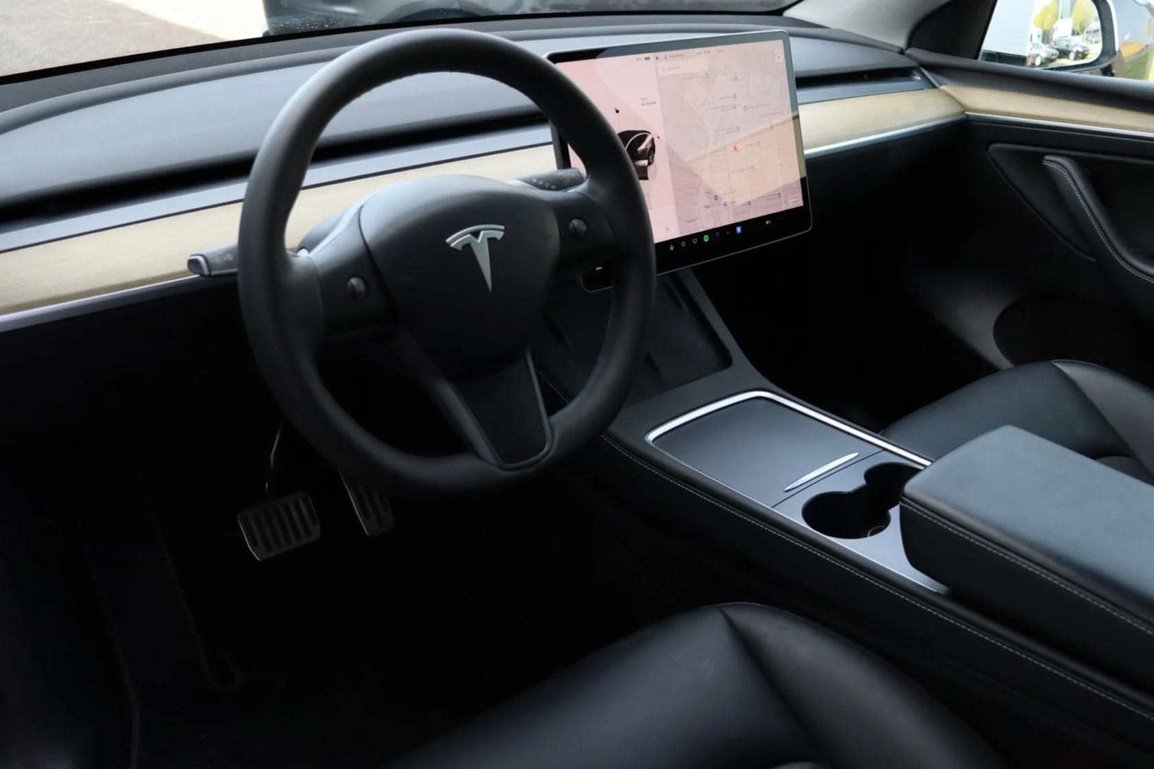 Tesla-Model Y