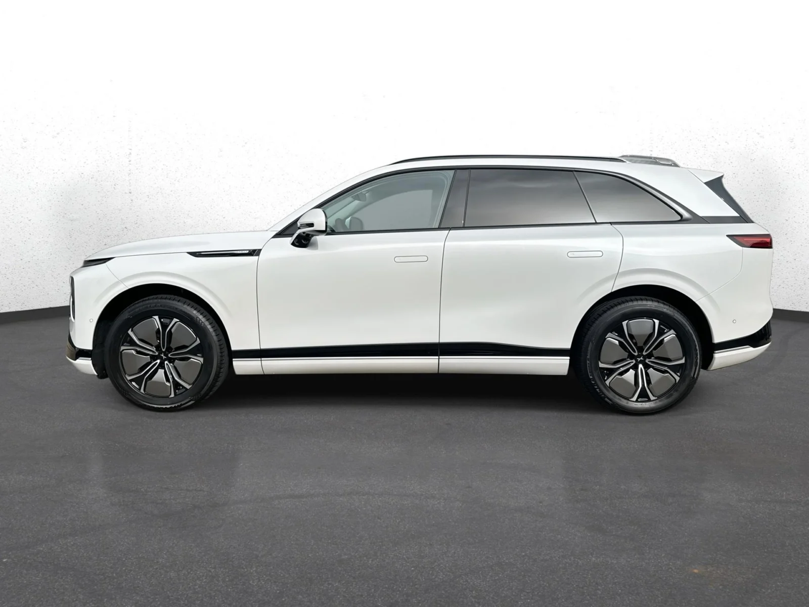 Xpeng-G9