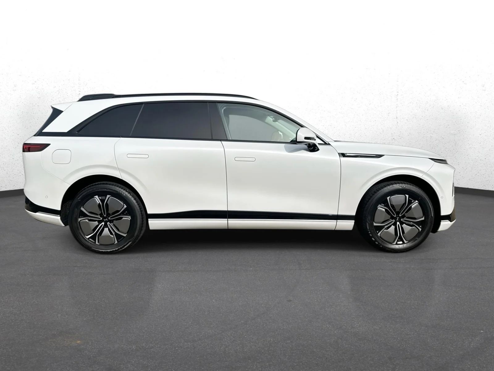Xpeng-G9