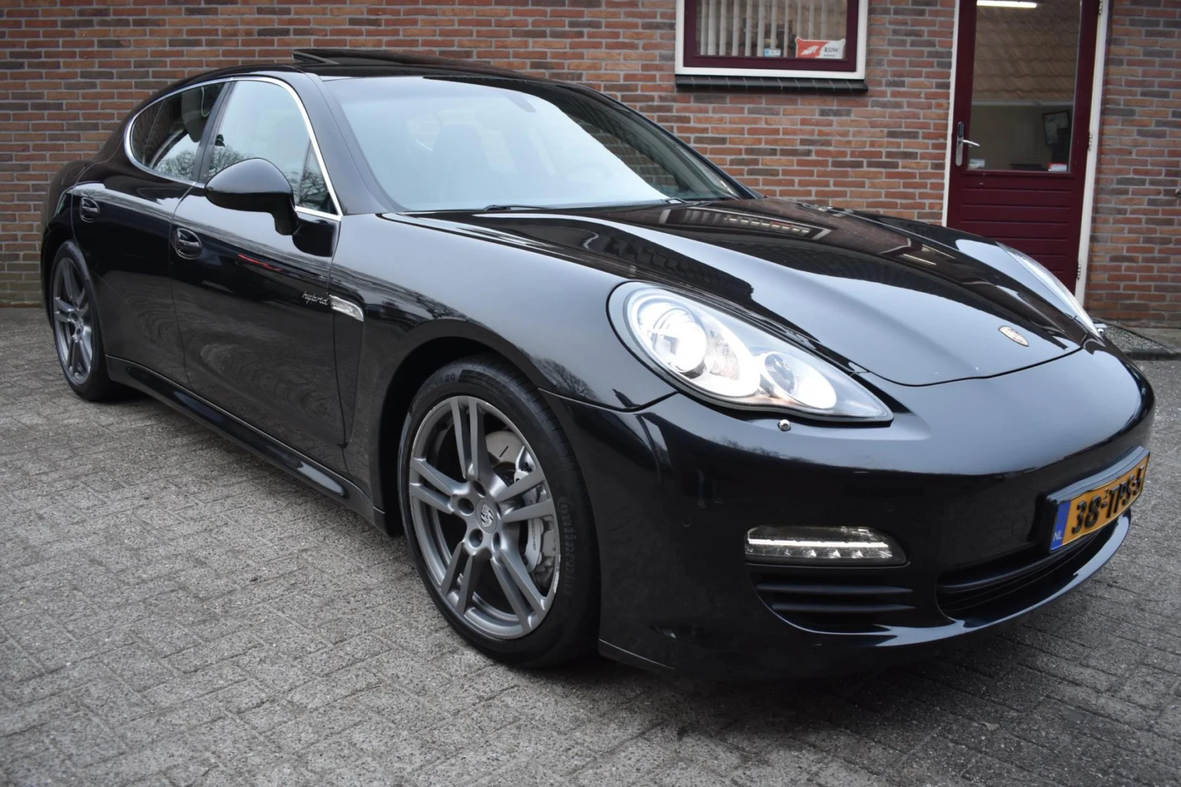 Porsche-Panamera
