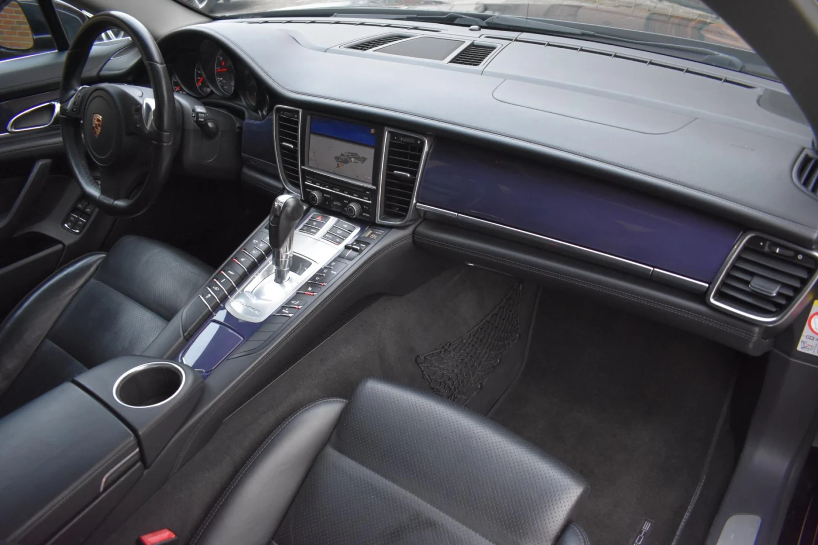 Porsche-Panamera