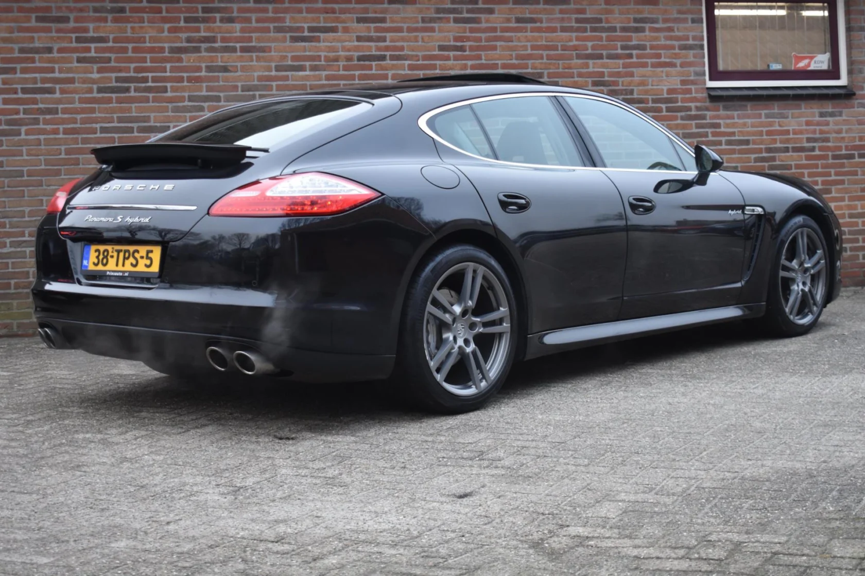 Porsche-Panamera