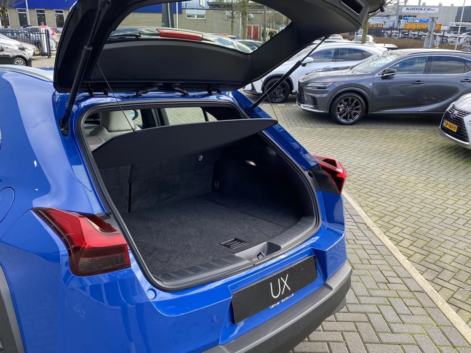 Lexus-UX