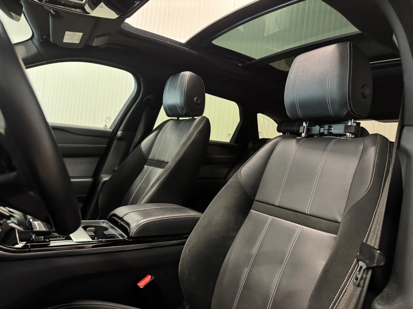 Land Rover-Range Rover Velar