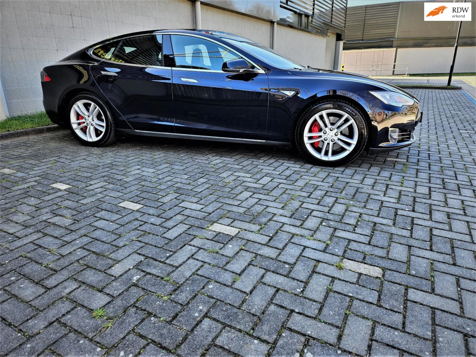Tesla Model S 85D Performance*€ 20.500
