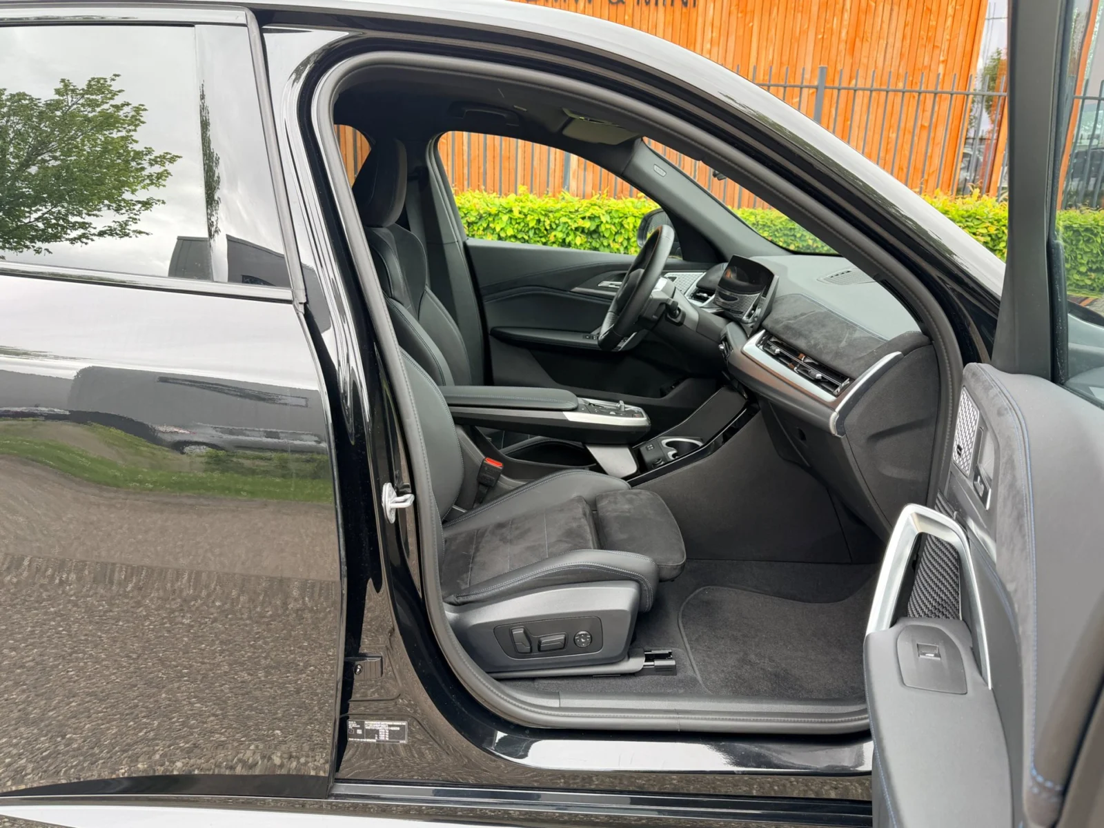 BMW-iX2