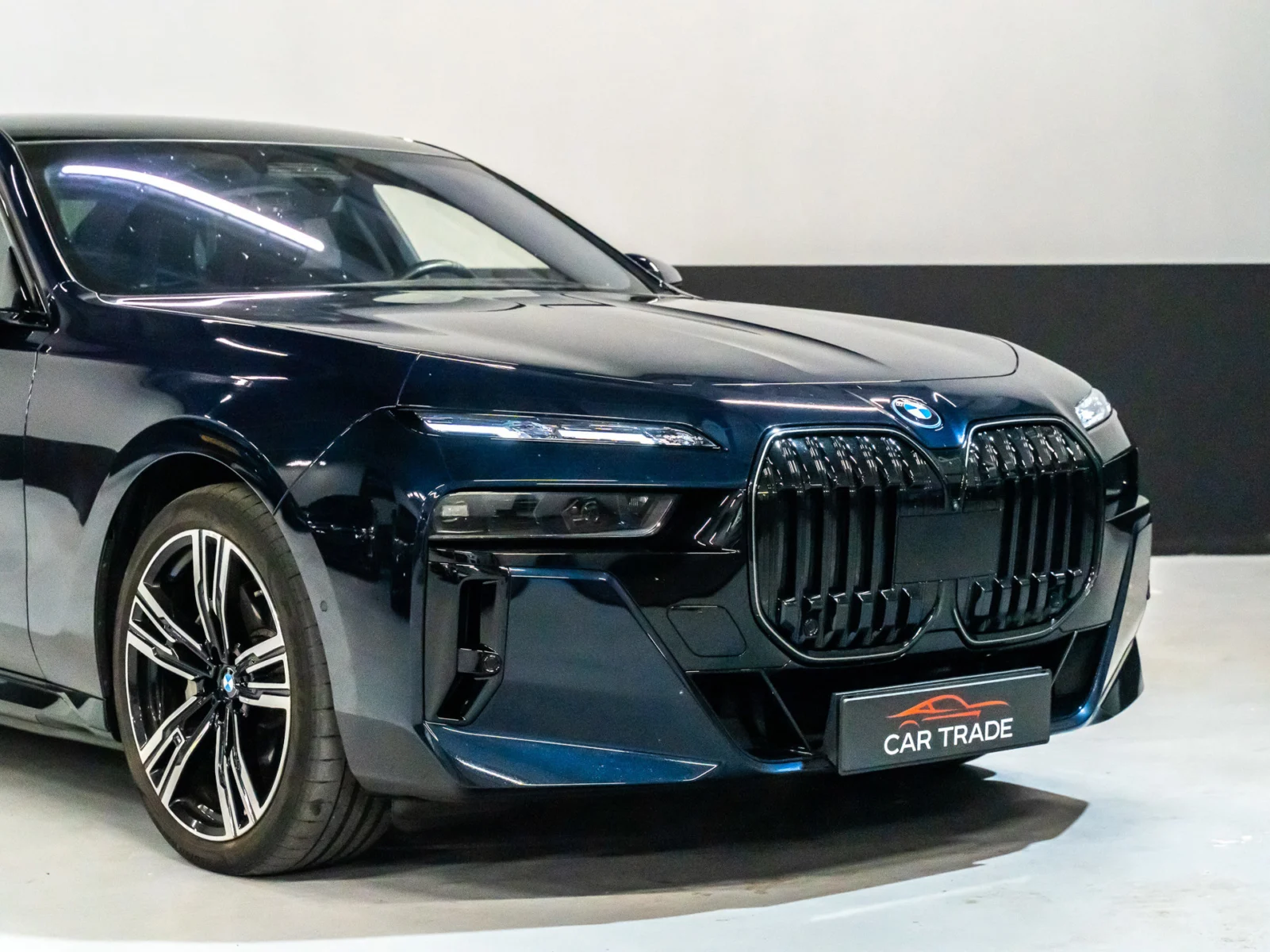 BMW-i7