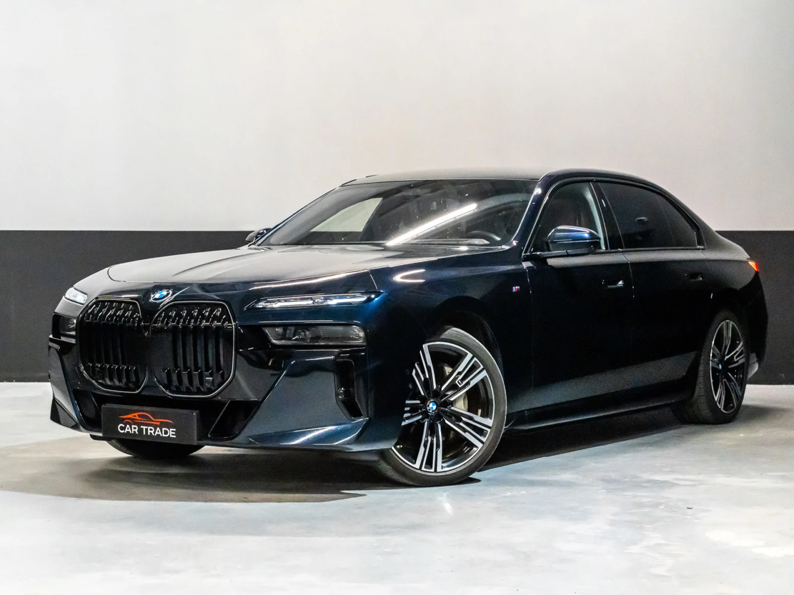 BMW-i7