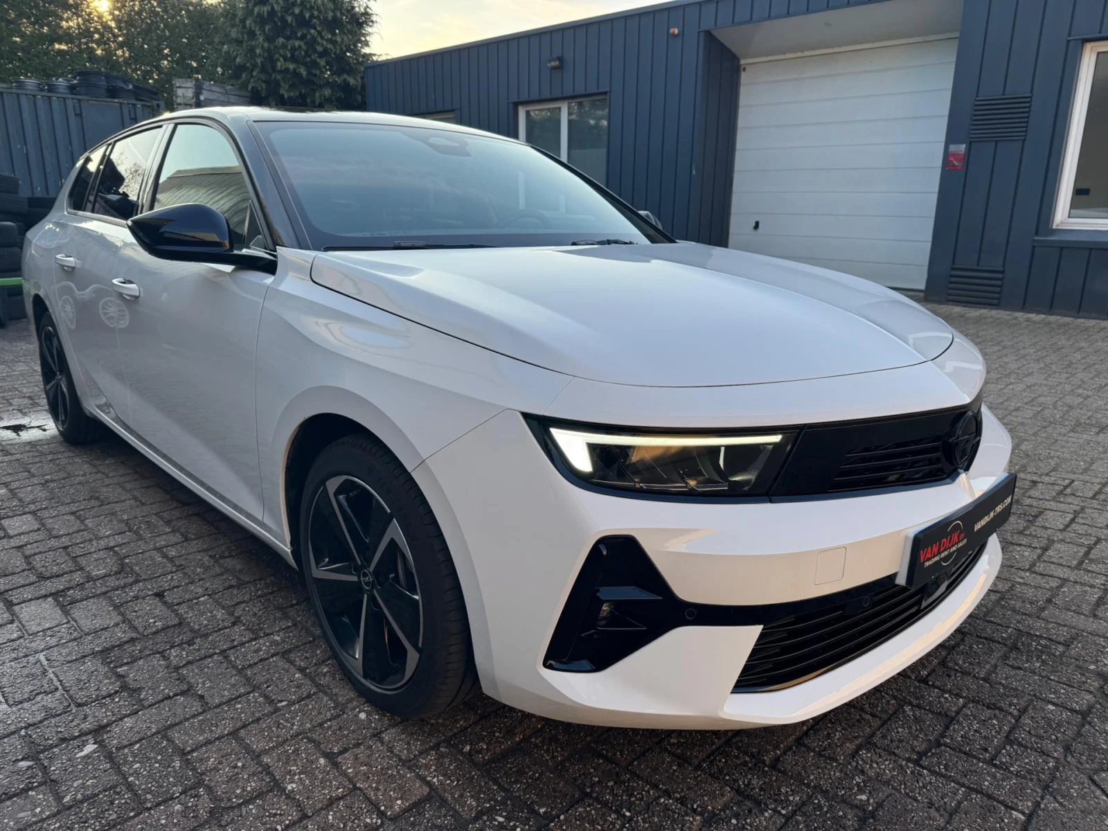 Opel-Astra
