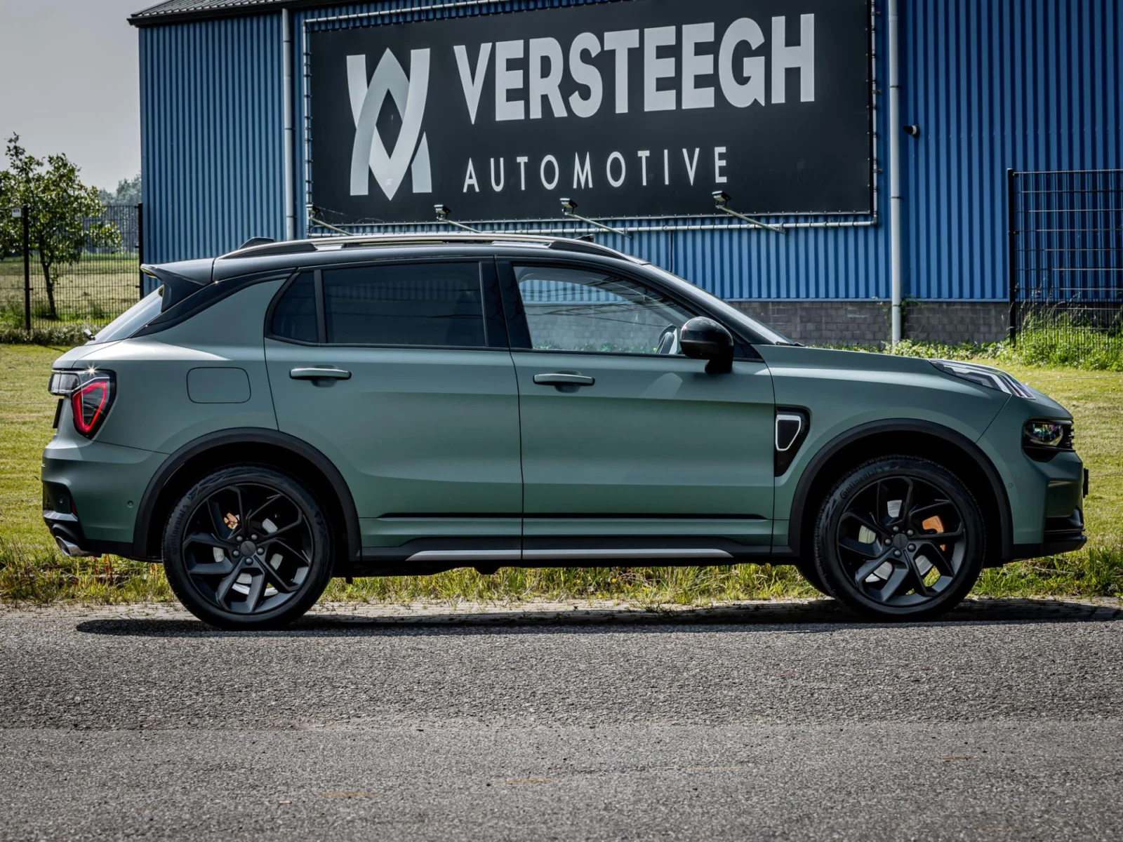 Lynk & Co-01