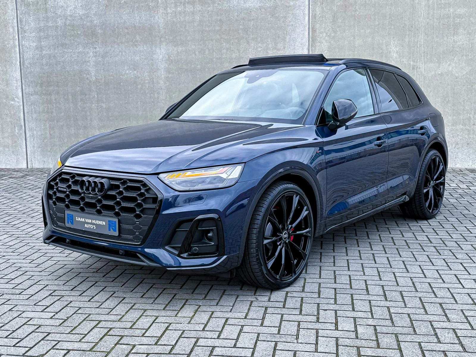 Audi-Q5
