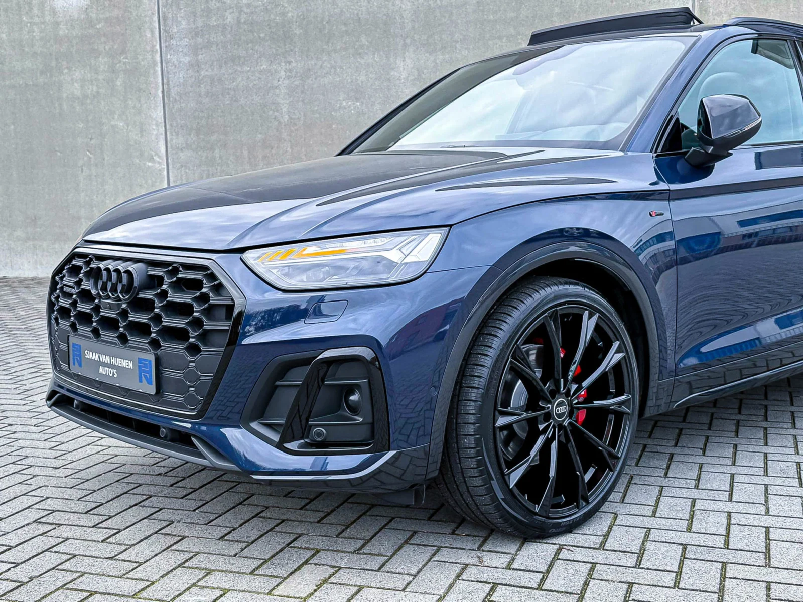 Audi-Q5