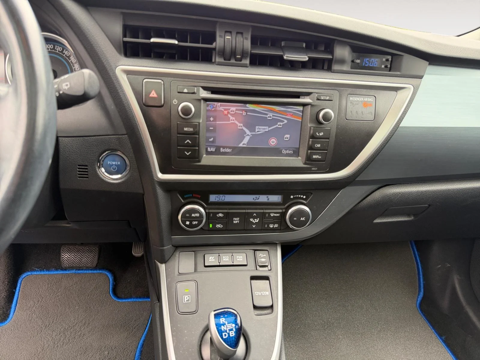 Toyota-Auris