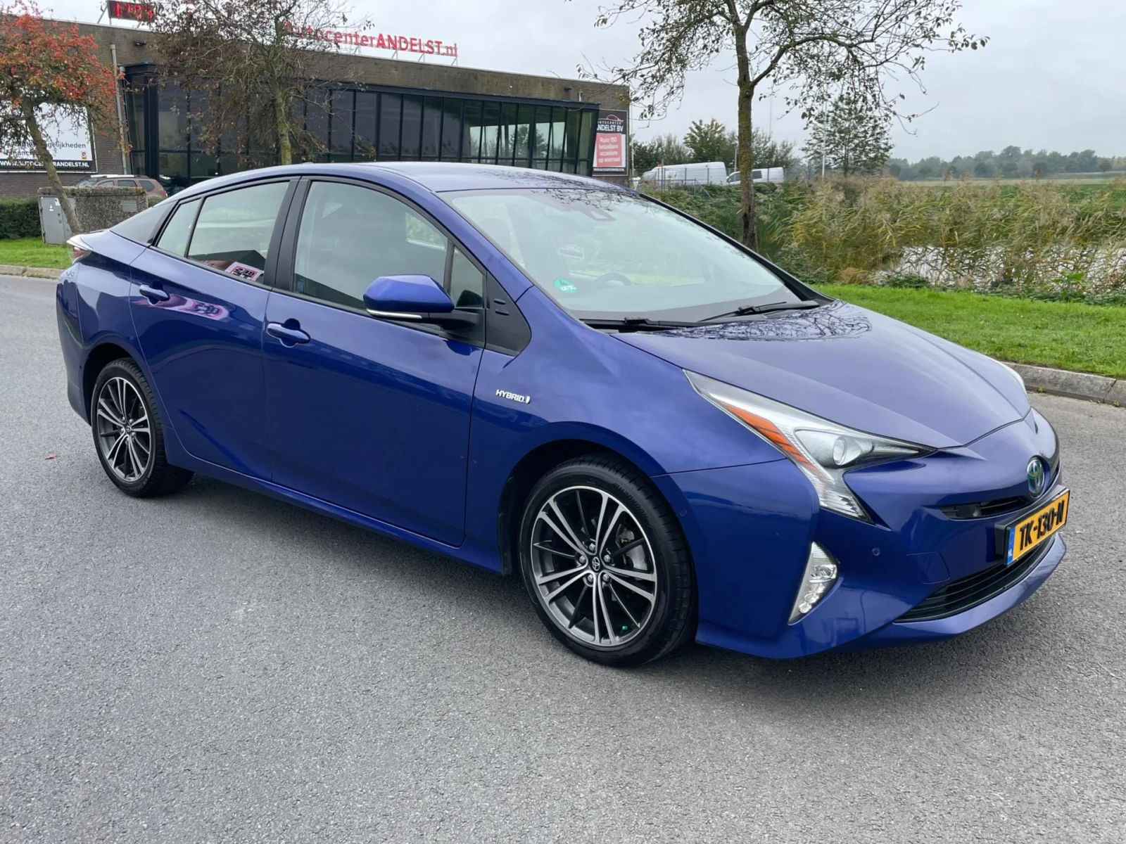 Toyota-Prius