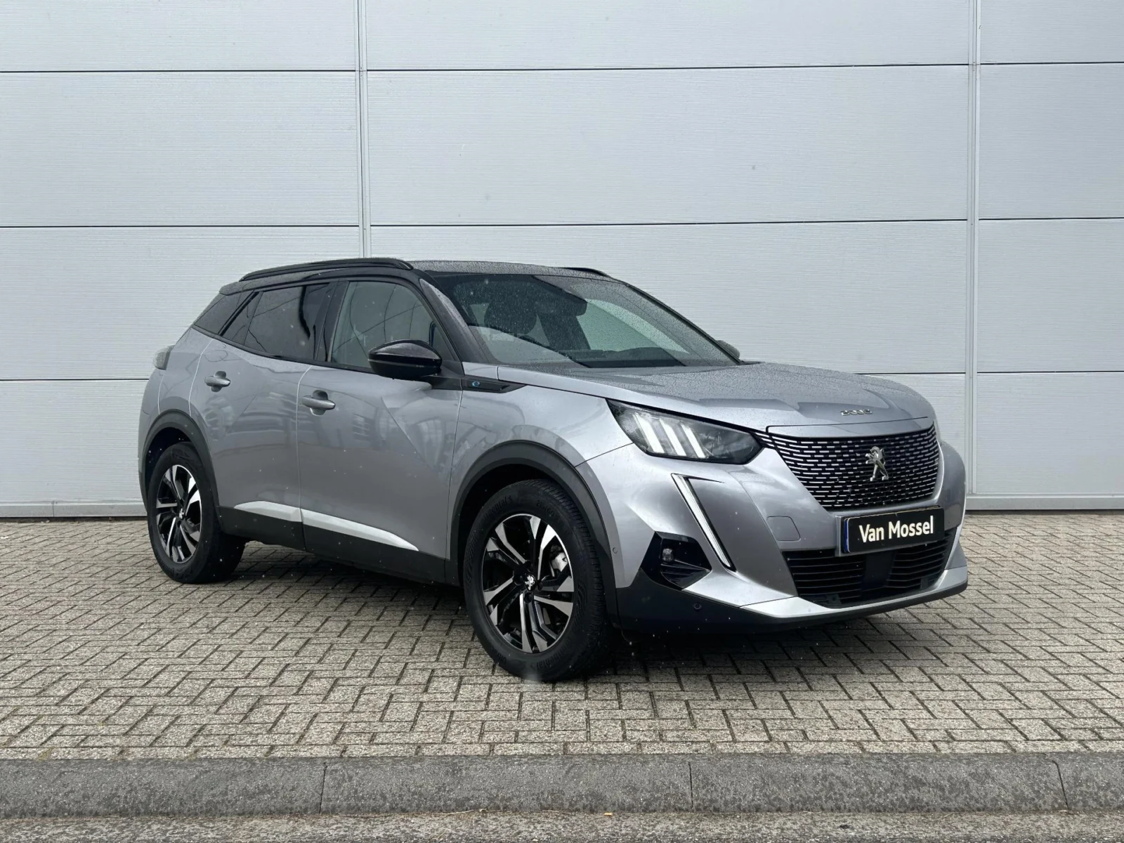 Peugeot-e-2008