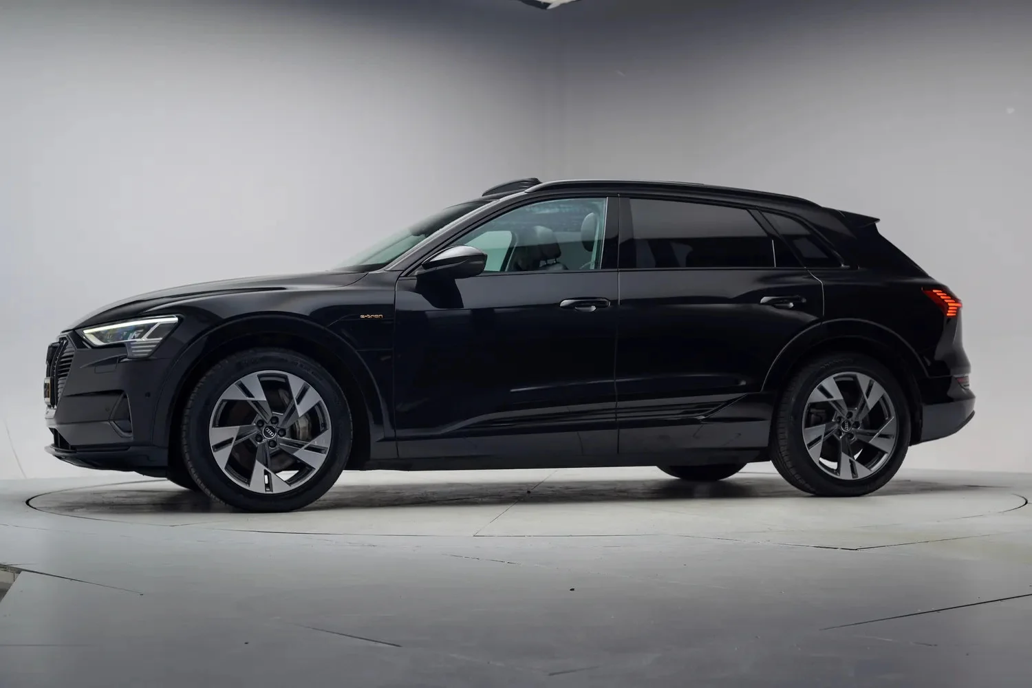 Audi-e-tron
