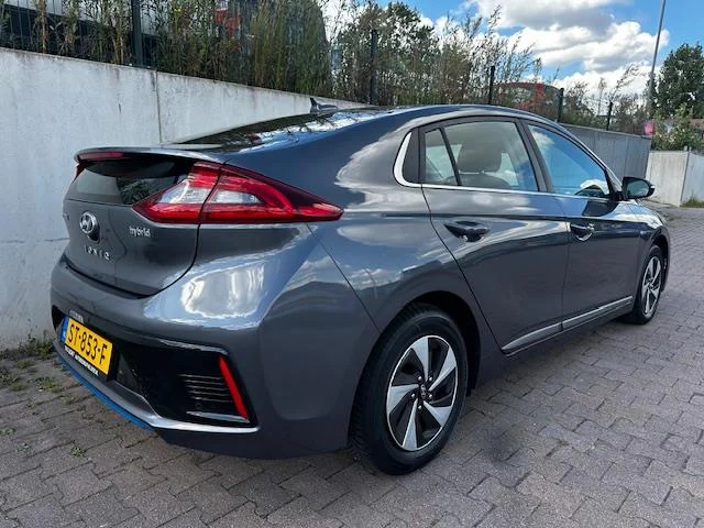 Hyundai-Ioniq