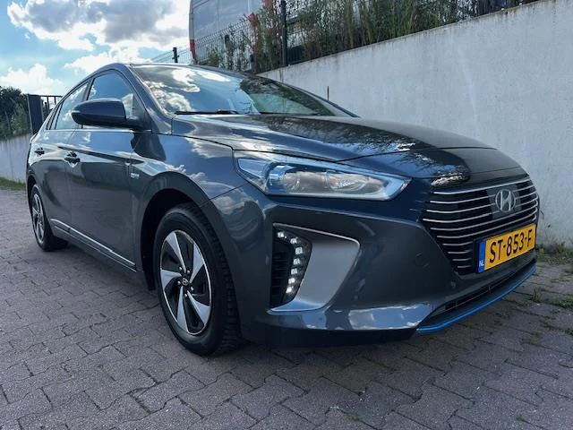 Hyundai-Ioniq