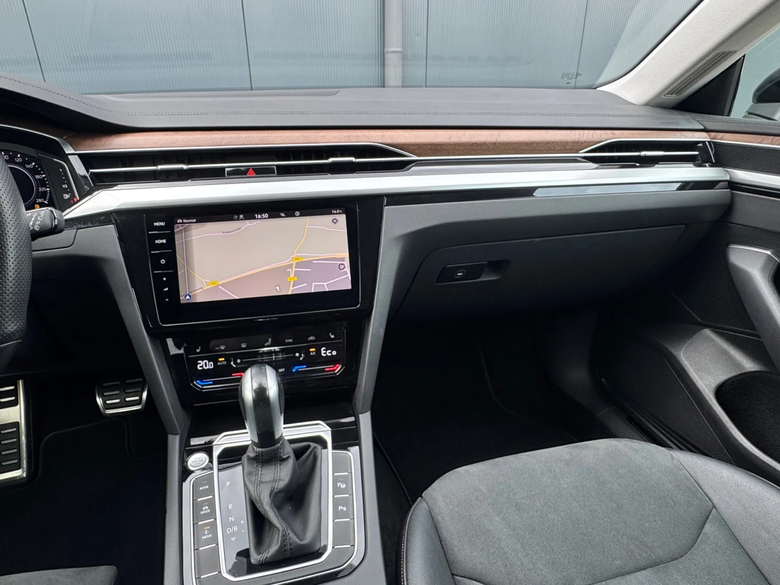 Volkswagen-Arteon Shooting Brake