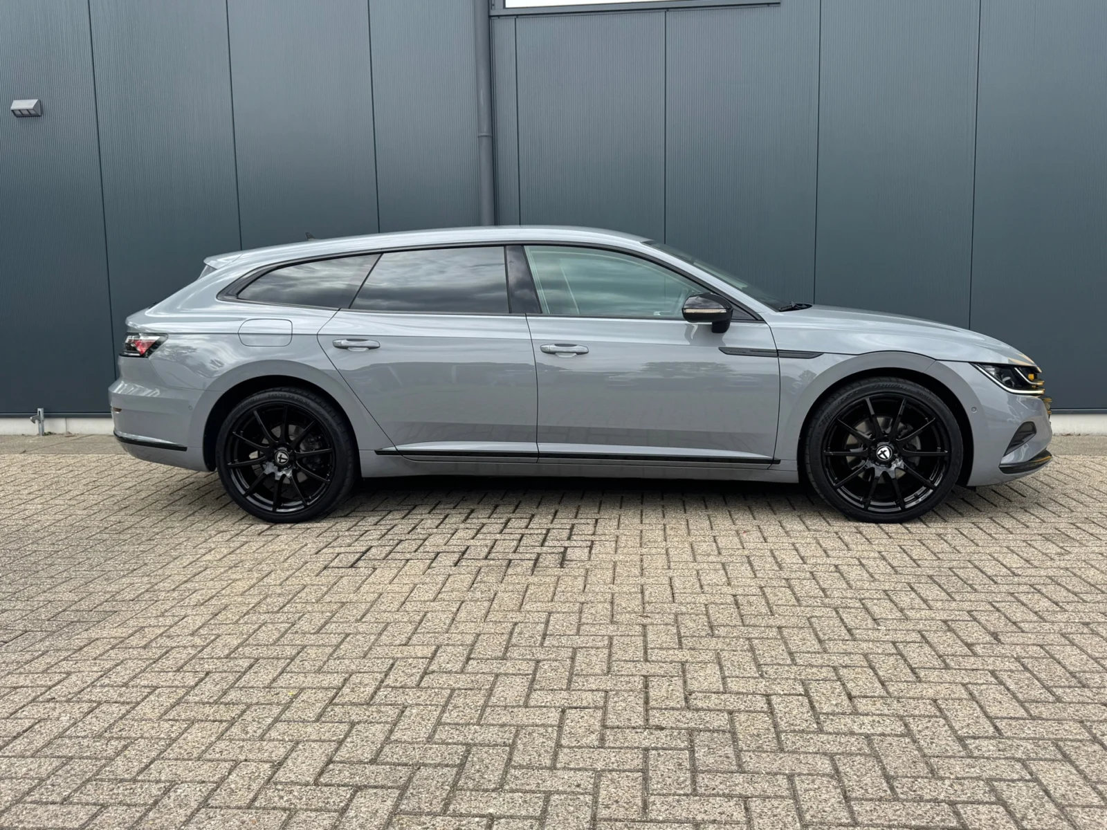 Volkswagen-Arteon Shooting Brake