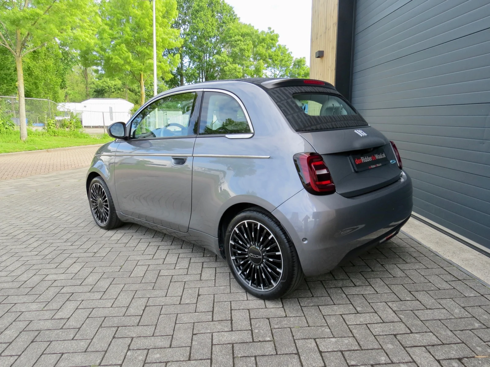 Fiat-500e Cabrio