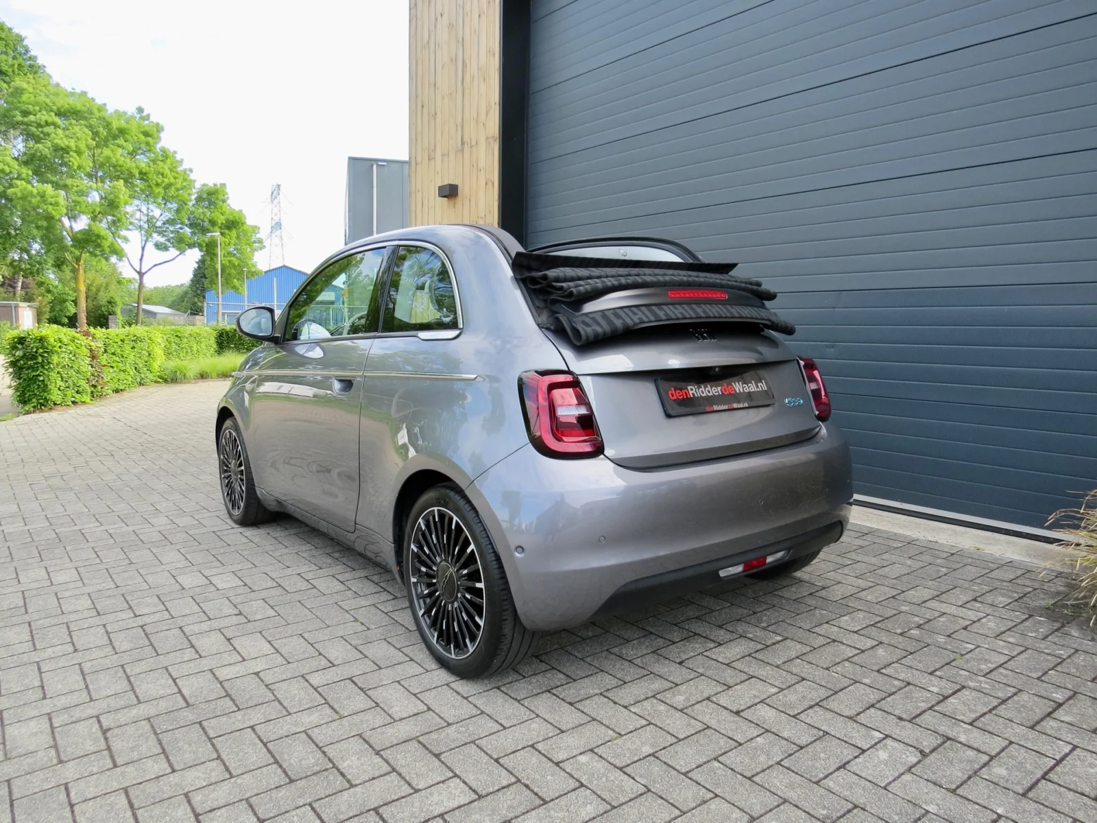 Fiat-500e Cabrio