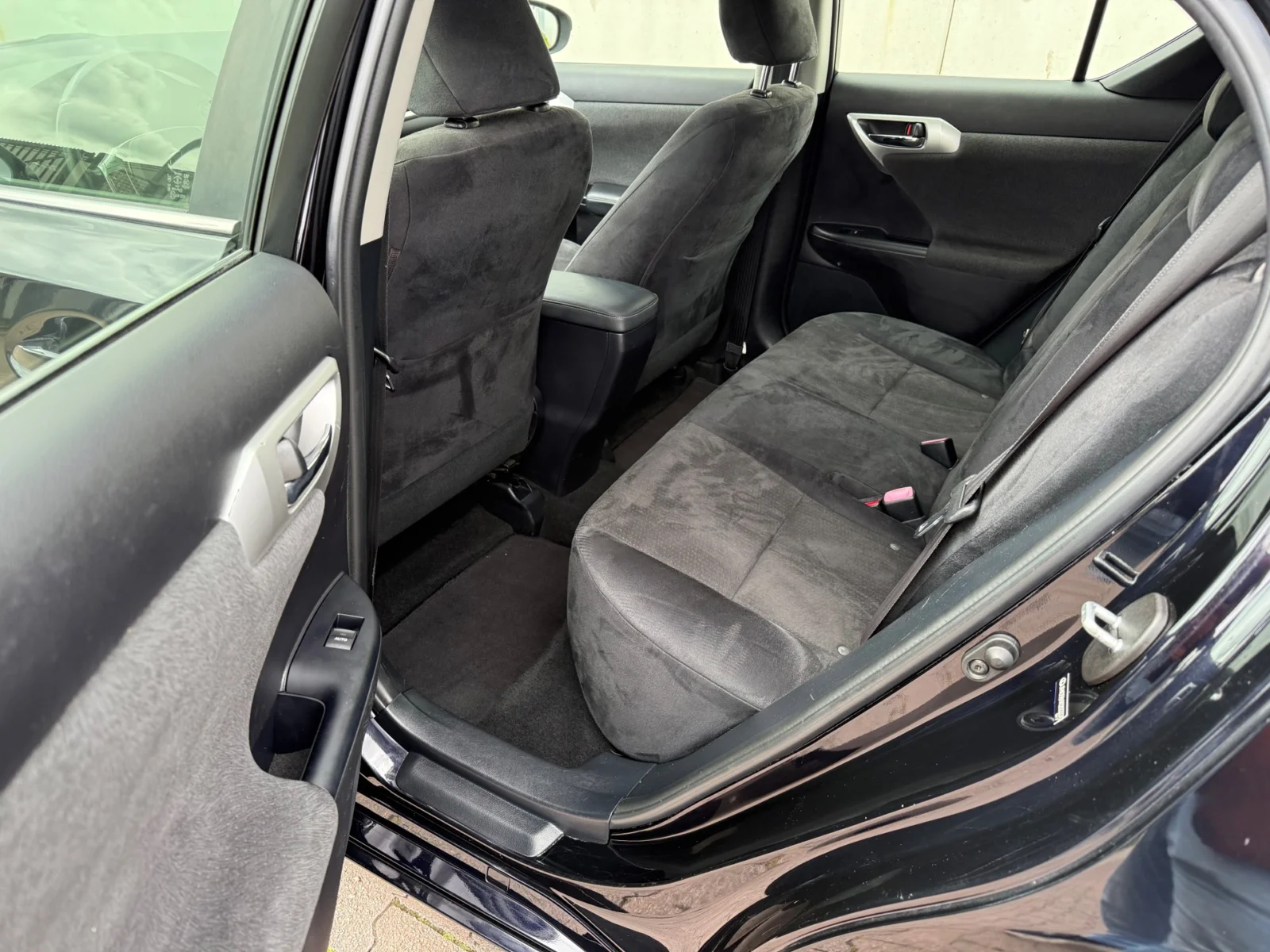 Lexus-CT 200h