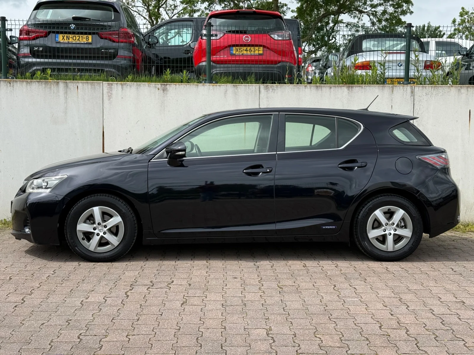 Lexus-CT 200h